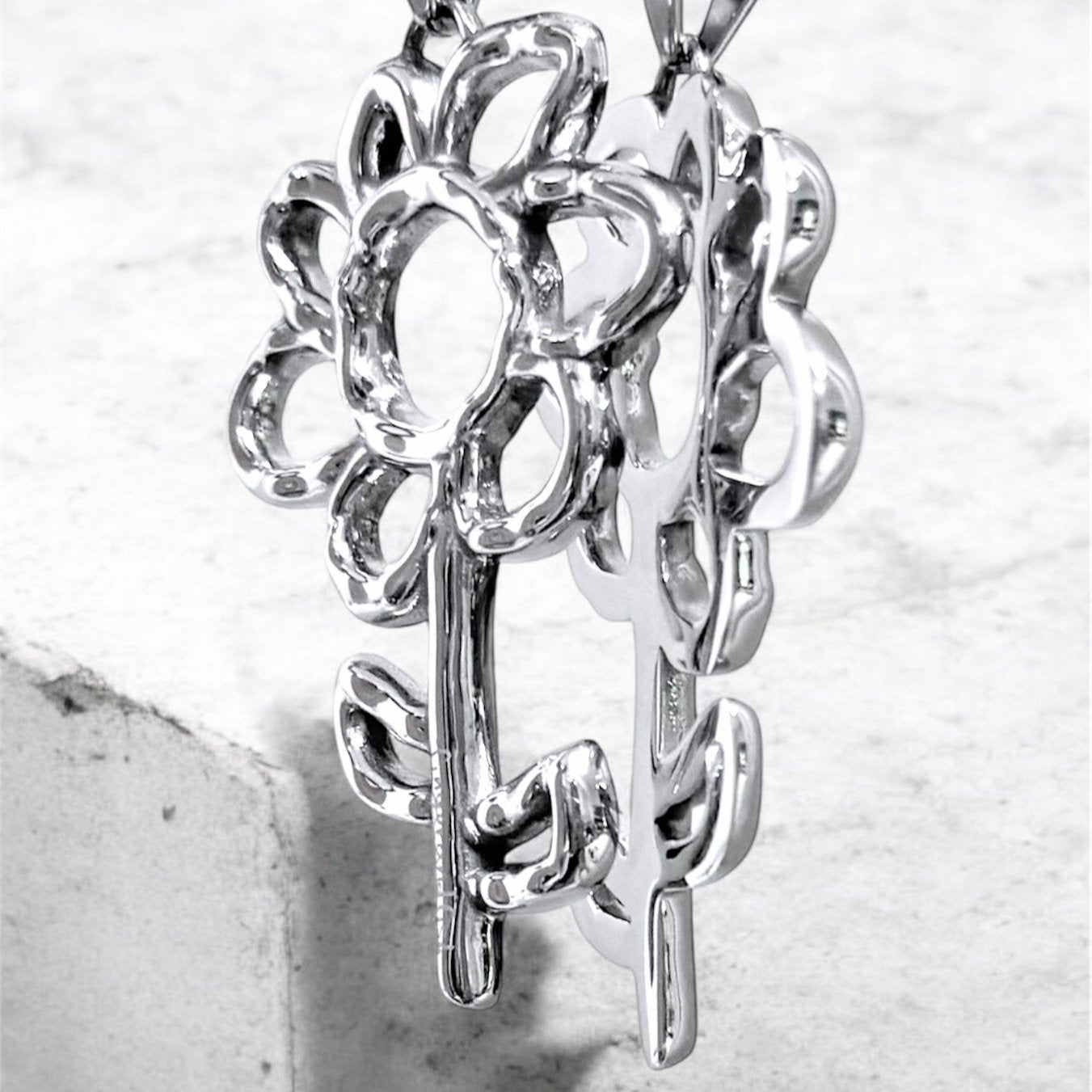 FAF(a) The Flower Necklace